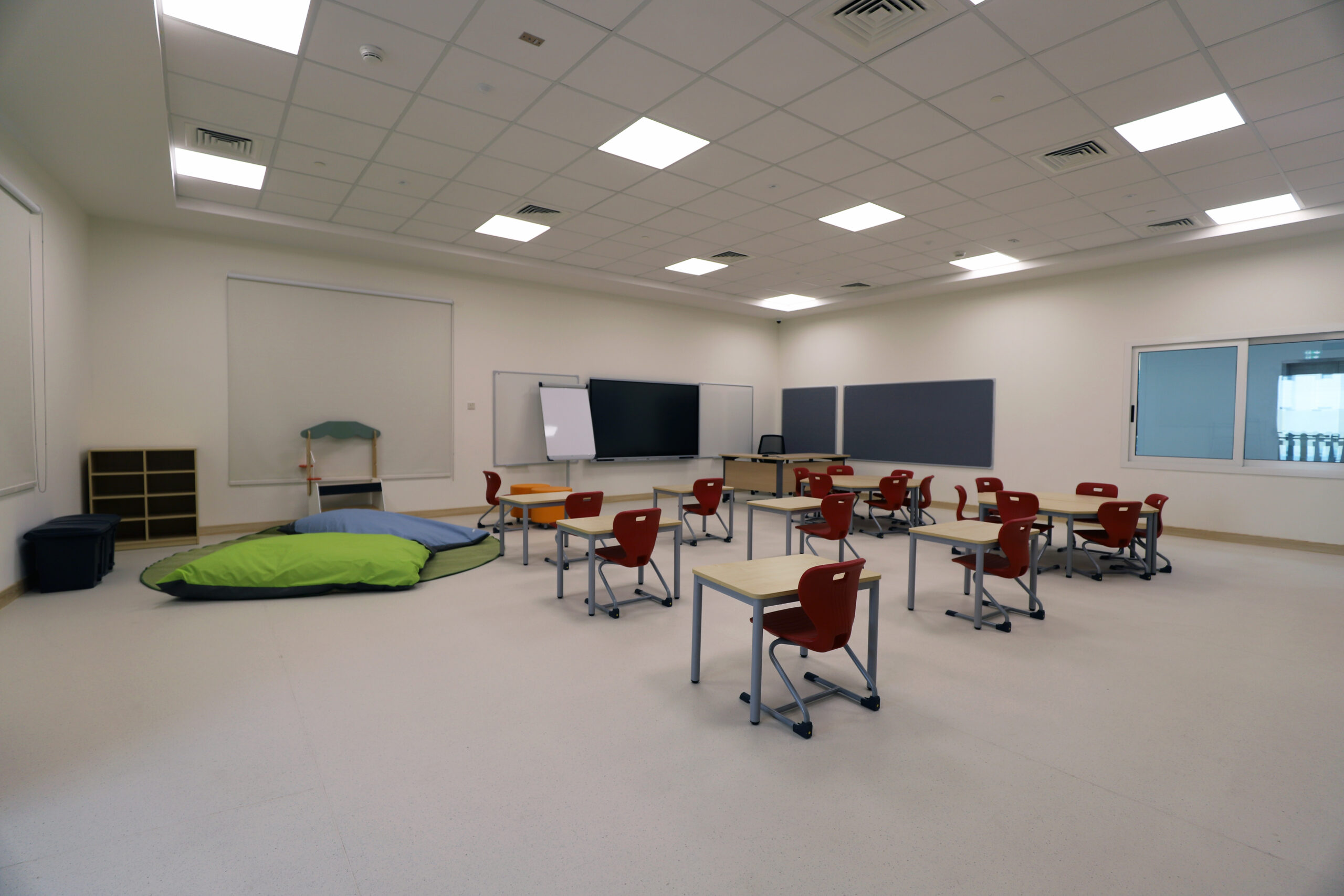 Construction of Al Forsan Kg School